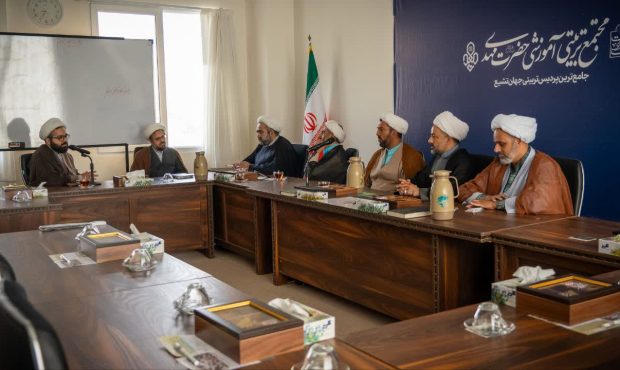 بازدید علمی و تربیتی از مجتمع حضرت مهدی (عج) مشهد