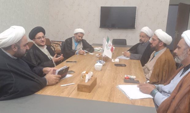 دیدار با حجت الاسلام والمسلمین حاج آقای فتاحی؛ طلبه باید مسیر خود را بشناسد؛ تأکید بر هدایت تحصیلی و تربیت مأموریت‌محور