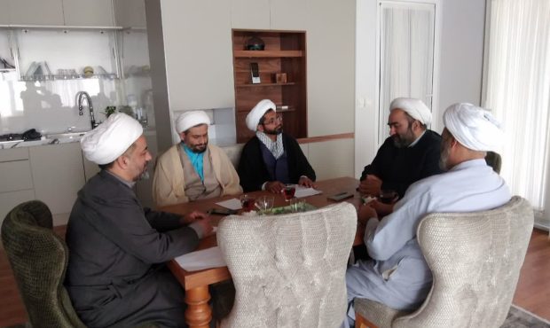 جلسه جمع‌بندی و قدردانی در پایان سفر علمی حضرت آیت‌الله اشرفی شاهرودی