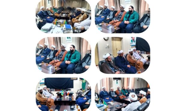 دیدار اساتید و کادر مدرسه علمیه سفیران هدایت آزادشهر با امام جمعه شهرستان